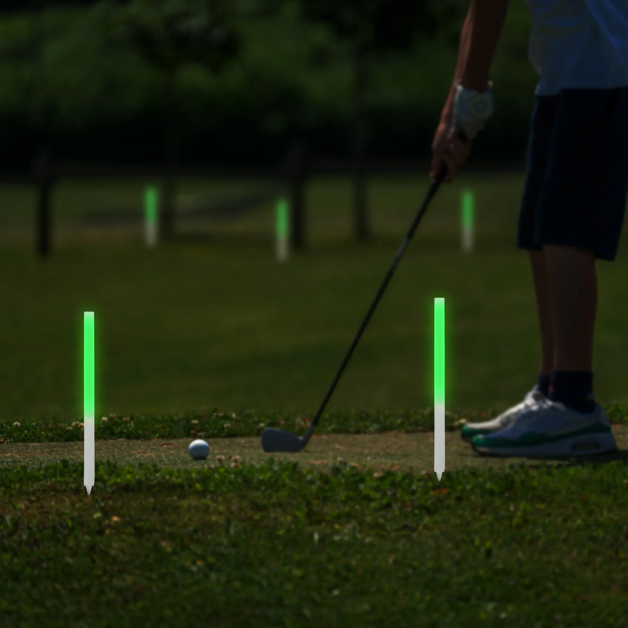 Hot Windy City Novelties 10" Glow Sticks With Spikes Green