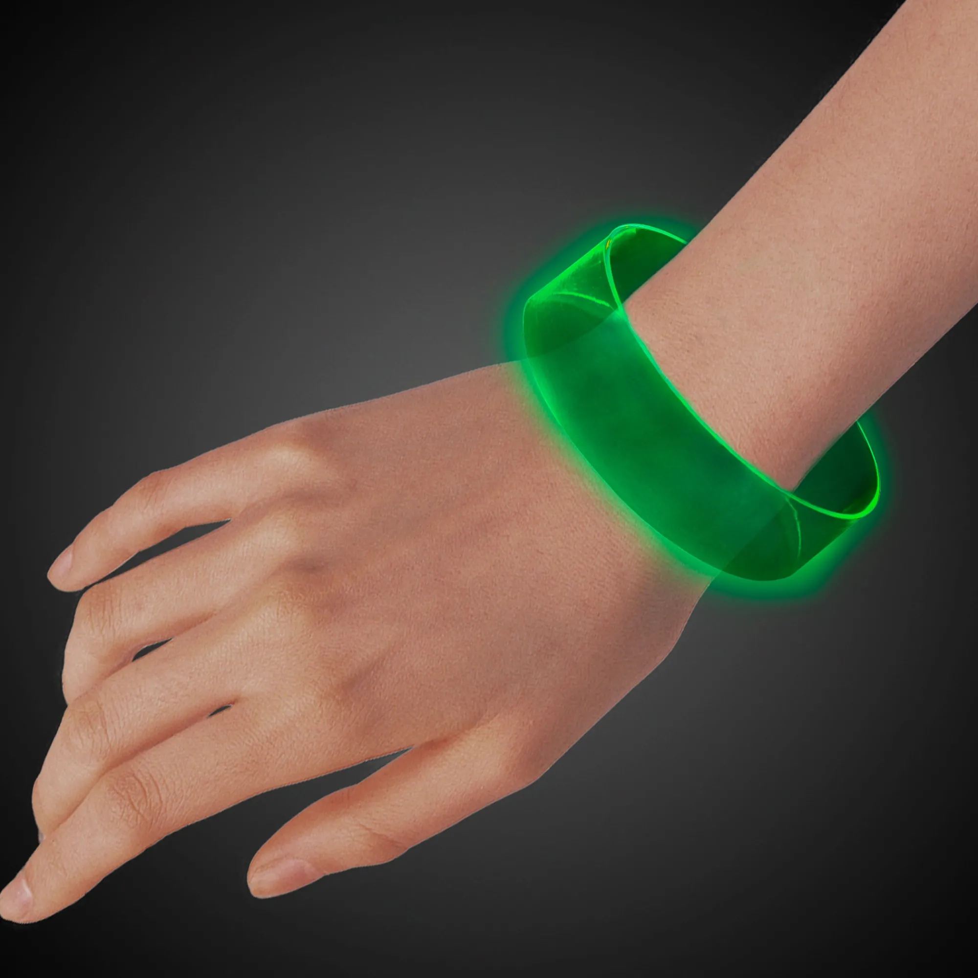 Windy City Novelties LED Magnetic Bracelet Green