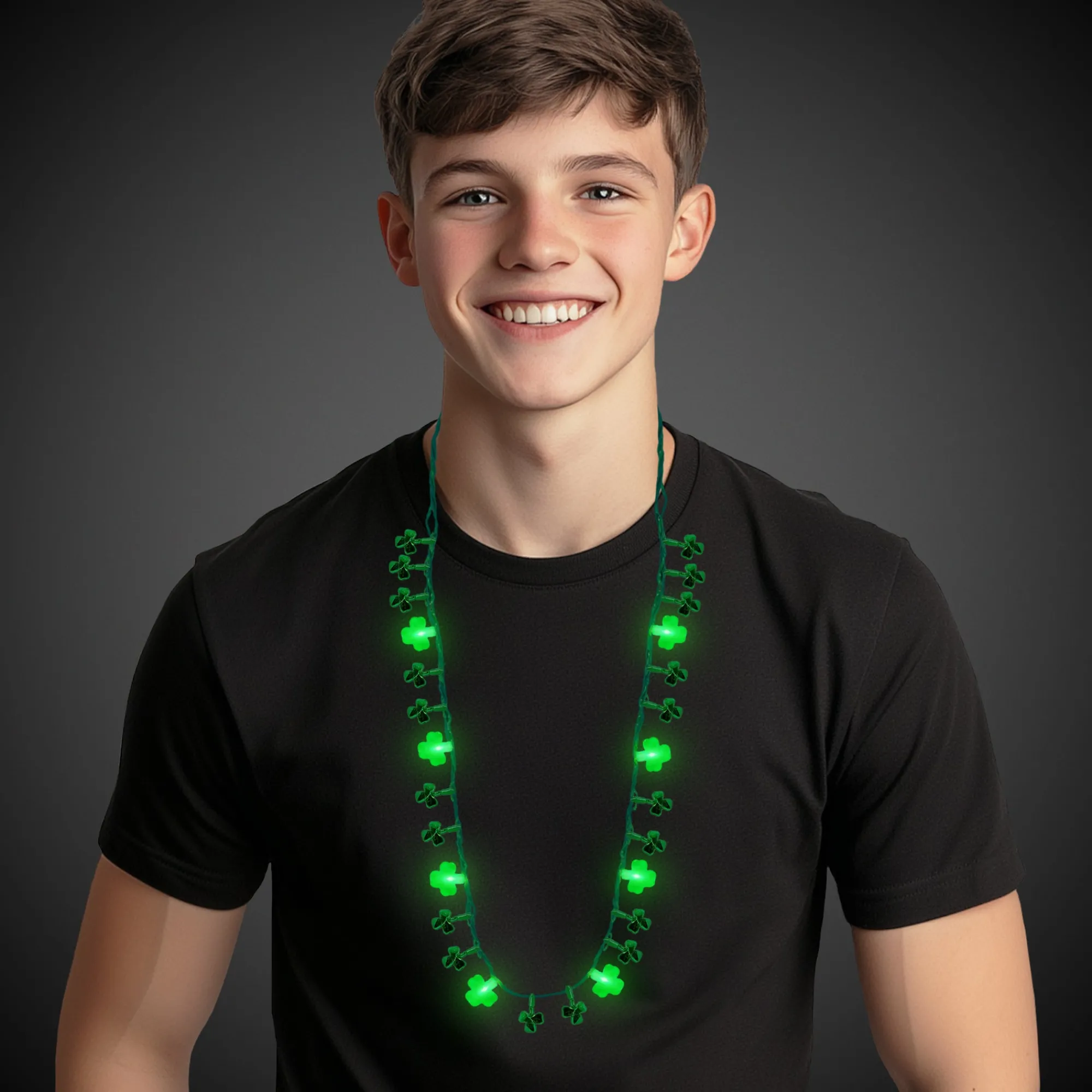 Outlet Windy City Novelties St. Patrick's Day LED Shamrock Necklaces Retail Display